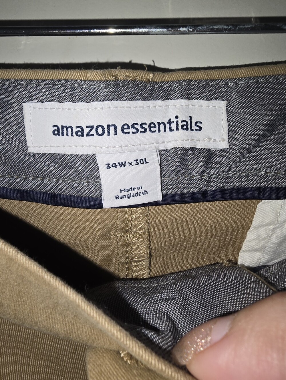 Amazon Essentials Men's Straight‎ Chinos in Tan 34x30 - Picture 4 of 5